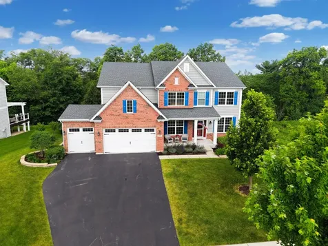 823 Heatherfield Circle Naperville IL 60565