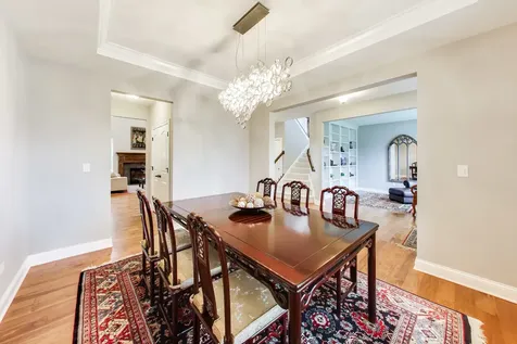 823 Heatherfield Circle Naperville IL 60565