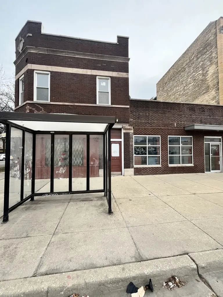 4203 West Fullerton Avenue Chicago IL 60639