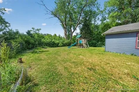 830 East Kimball Avenue Woodstock IL 60098