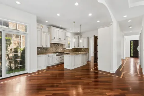 7000 North Kilpatrick Avenue Lincolnwood IL 60712
