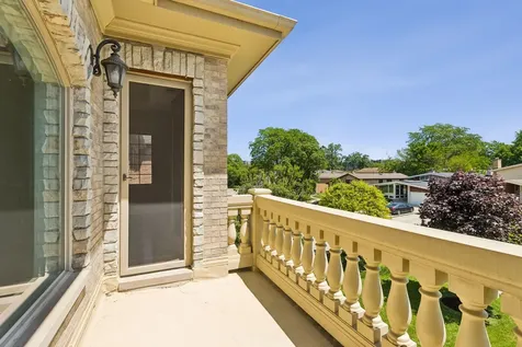 7000 North Kilpatrick Avenue Lincolnwood IL 60712
