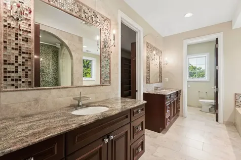 7000 North Kilpatrick Avenue Lincolnwood IL 60712