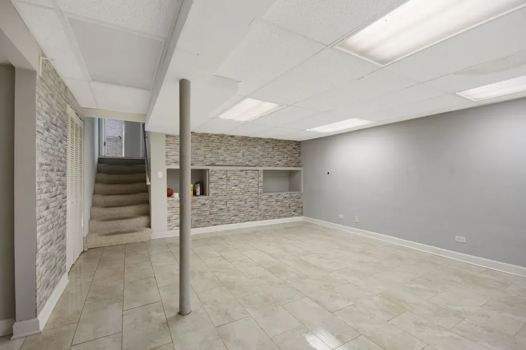 479 Bluebird Drive Bolingbrook IL 60440