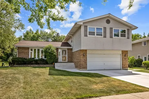 1727 Roosa Lane Elk Grove Village IL 60007