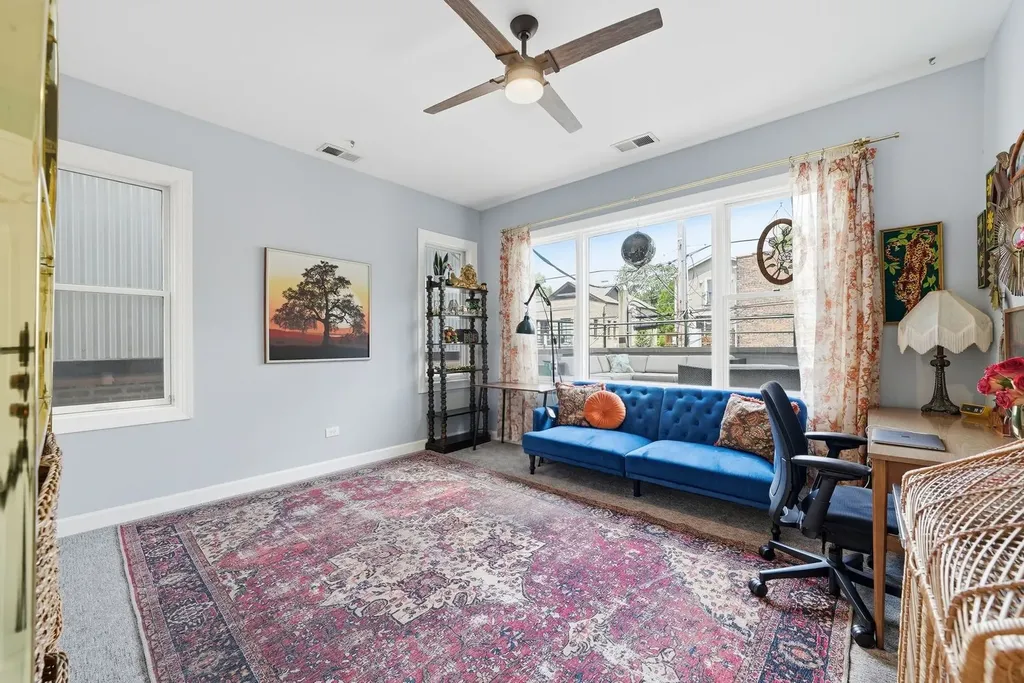 3204 North Paulina Street Chicago IL 60657