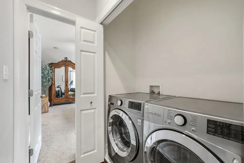 3204 North Paulina Street Chicago IL 60657