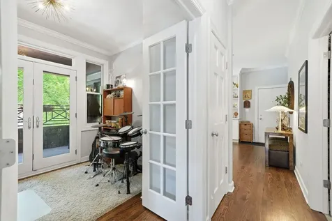 3204 North Paulina Street Chicago IL 60657