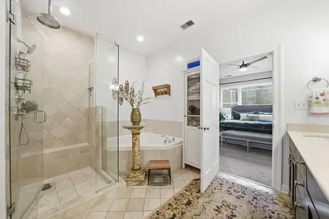 3204 North Paulina Street Chicago IL 60657