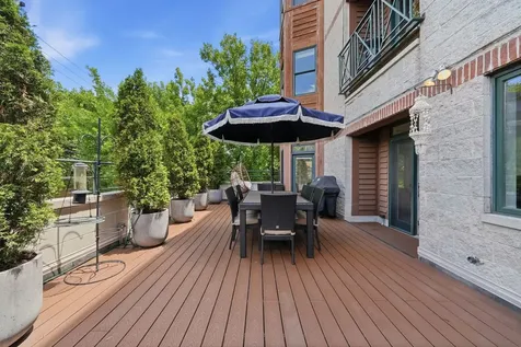 3204 North Paulina Street Chicago IL 60657