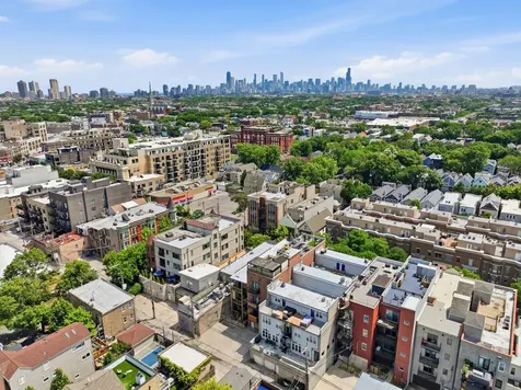 3204 North Paulina Street Chicago IL 60657