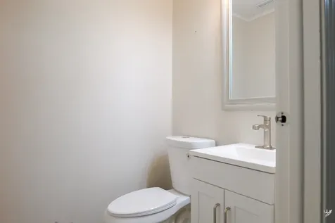 1707 South Green Meadows Boulevard Streamwood IL 60107