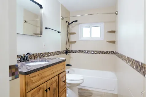 1707 South Green Meadows Boulevard Streamwood IL 60107