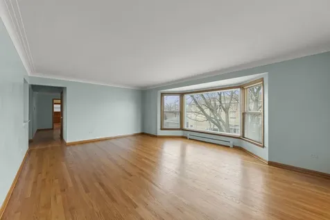 6401 West 52nd Street Chicago IL 60638