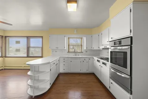 6401 West 52nd Street Chicago IL 60638