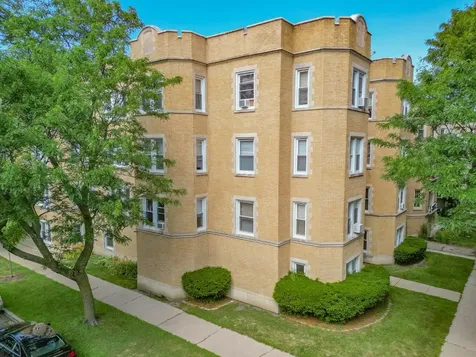 2154 West Arthur Avenue Chicago IL 60645