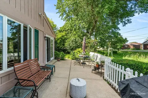 1324 Snowberry Lane Crystal Lake IL 60014