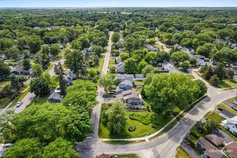 1324 Snowberry Lane Crystal Lake IL 60014