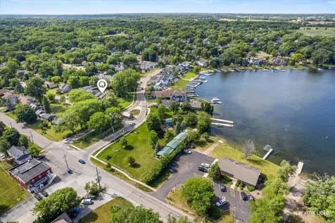 1324 Snowberry Lane Crystal Lake IL 60014