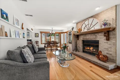 1324 Snowberry Lane Crystal Lake IL 60014