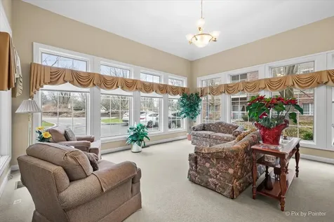 605 Barrington Avenue East Dundee IL 60118