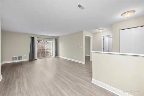 605 Barrington Avenue East Dundee IL 60118