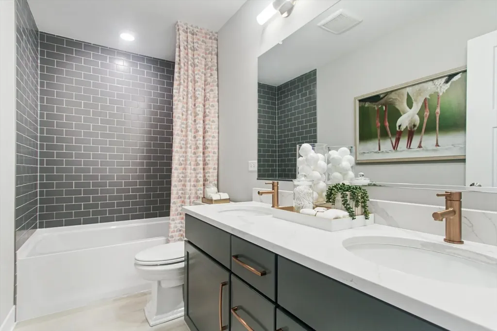 26321 West Sablewood Circle Plainfield IL 60585