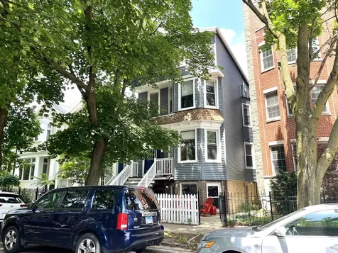 1416 West Wolfram Street Chicago IL 60657