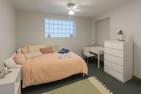 1416 West Wolfram Street Chicago IL 60657