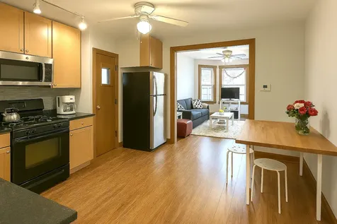 1416 West Wolfram Street Chicago IL 60657
