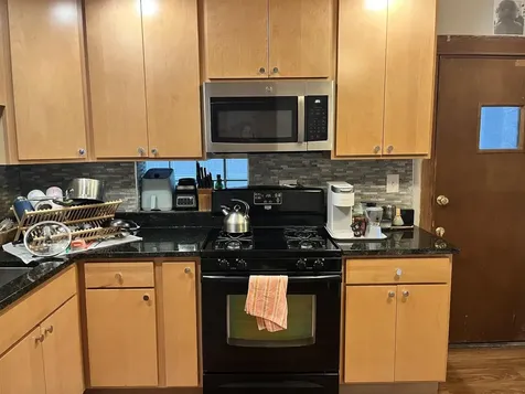 1416 West Wolfram Street Chicago IL 60657
