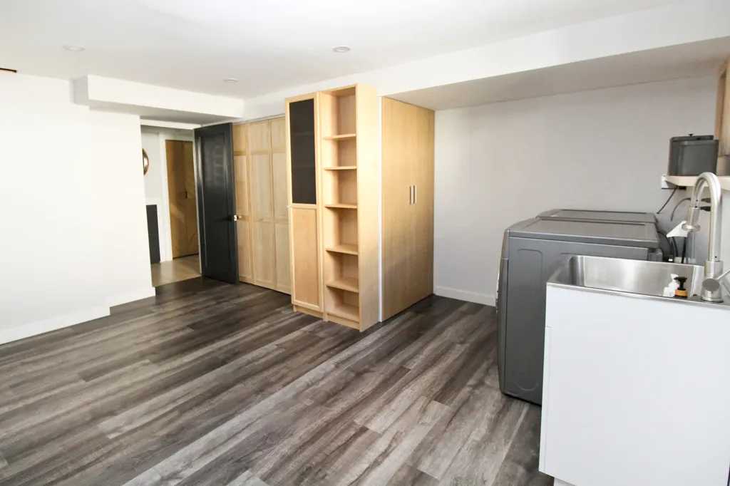 326 Milan Court Schaumburg IL 60193