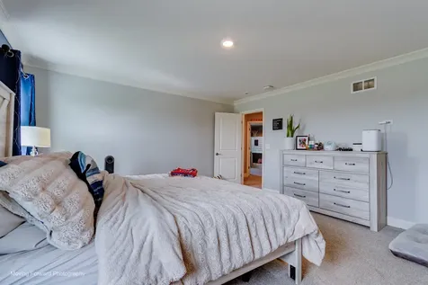 9243 Enstrom Lane Huntley IL 60142