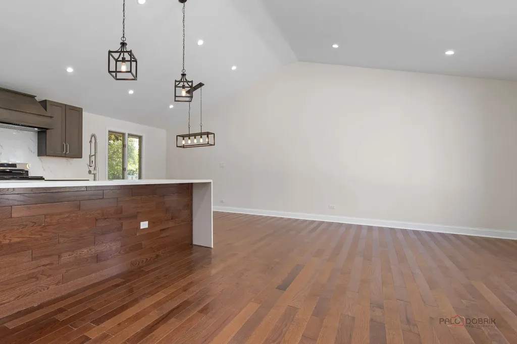 14739 Maple Avenue Orland Park IL 60462
