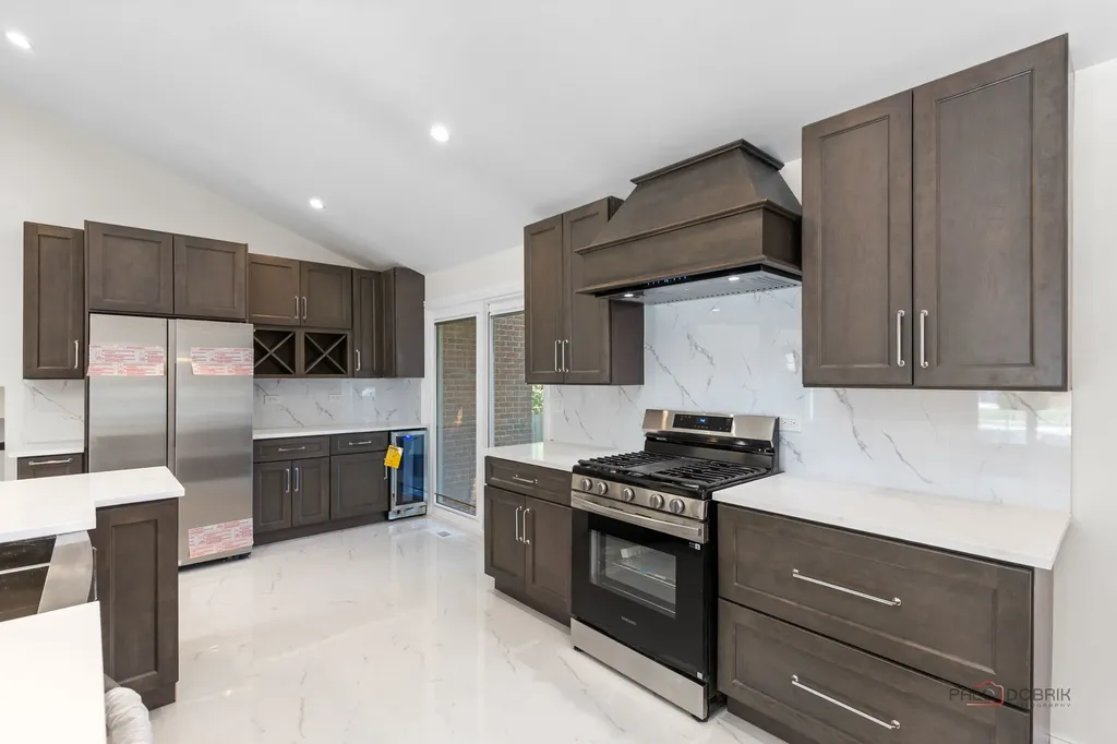 14739 Maple Avenue Orland Park IL 60462