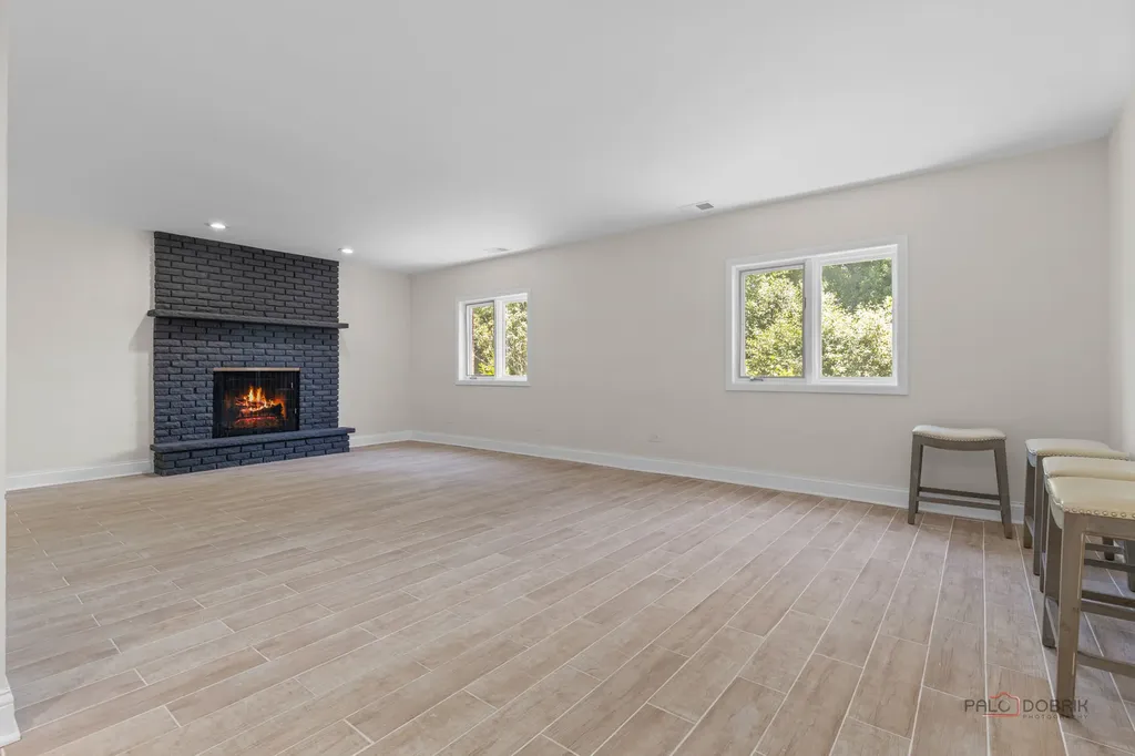 14739 Maple Avenue Orland Park IL 60462