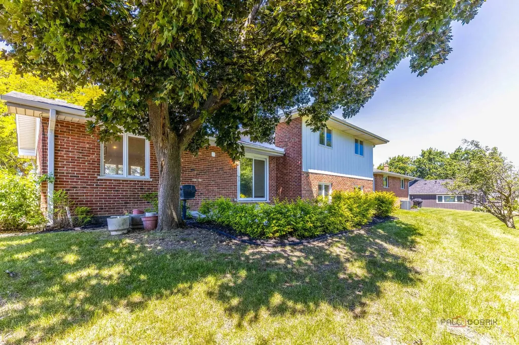 14739 Maple Avenue Orland Park IL 60462