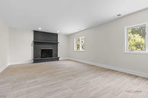 14739 Maple Avenue Orland Park IL 60462