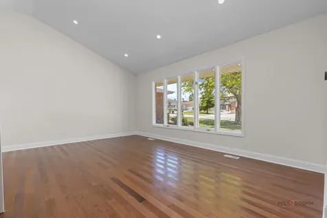 14739 Maple Avenue Orland Park IL 60462