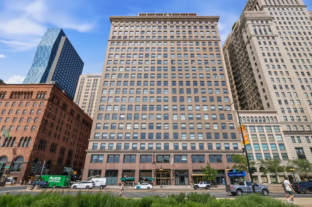 330 South Michigan Avenue Chicago IL 60604