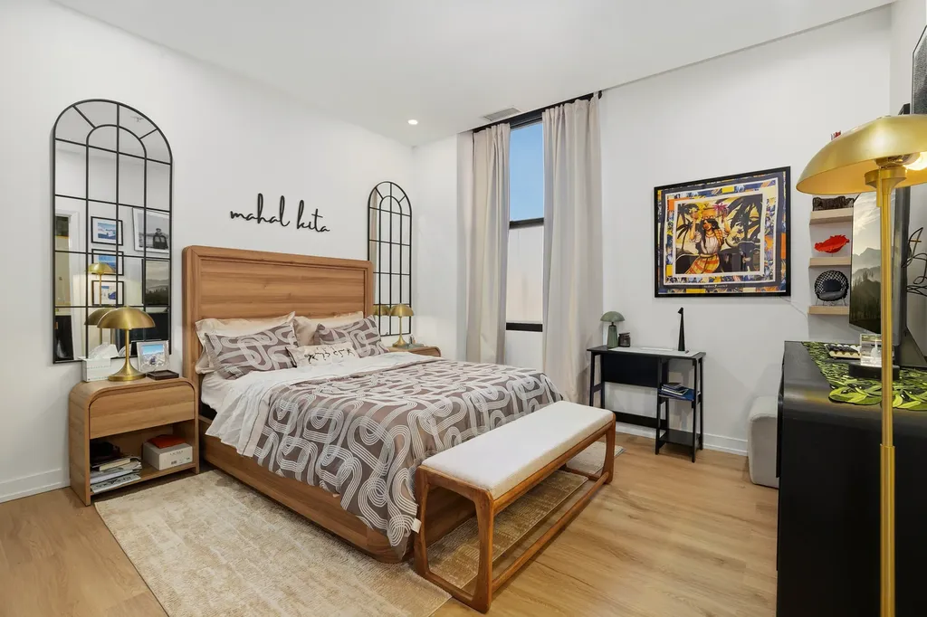 330 South Michigan Avenue Chicago IL 60604