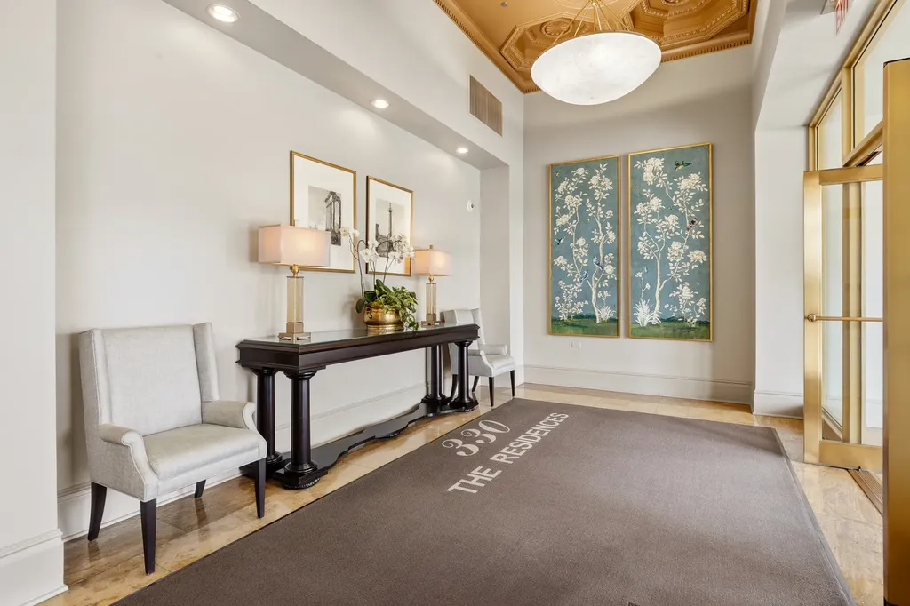 330 South Michigan Avenue Chicago IL 60604