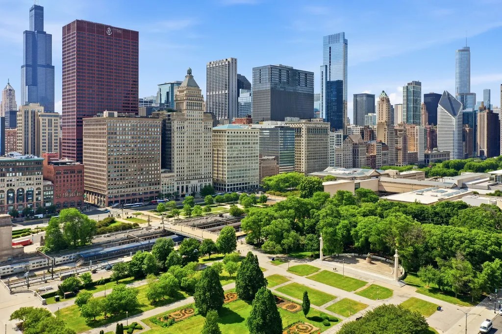 330 South Michigan Avenue Chicago IL 60604