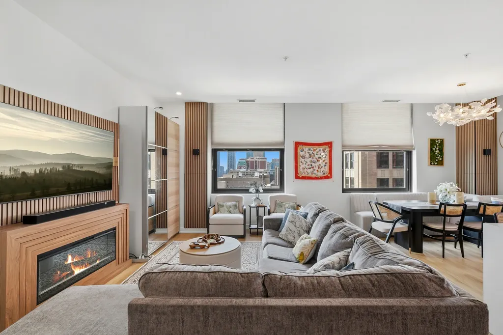 330 South Michigan Avenue Chicago IL 60604