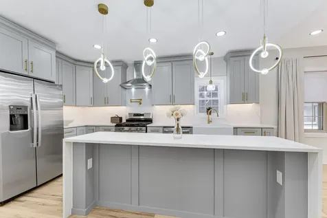 5218 West 55th Street Chicago IL 60638