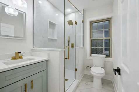 5218 West 55th Street Chicago IL 60638