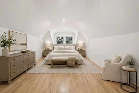 5218 West 55th Street Chicago IL 60638