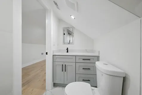 5218 West 55th Street Chicago IL 60638