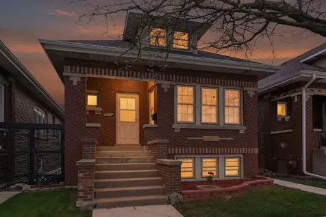 5218 West 55th Street Chicago IL 60638