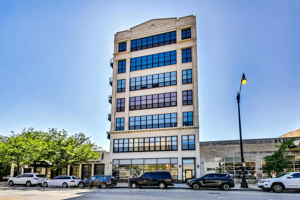 2024 South Wabash Avenue Chicago IL 60616